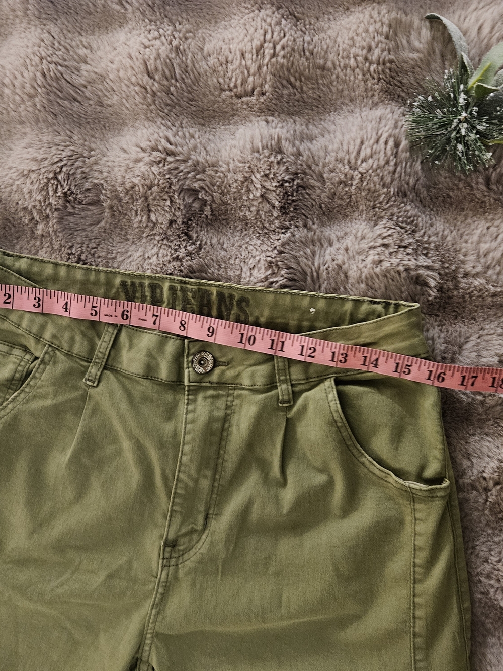 VIP Jeans Women's Olive Cargo Jogger Pants Size 13/31 Utility Stretch Y2K - Picture 6 of 8